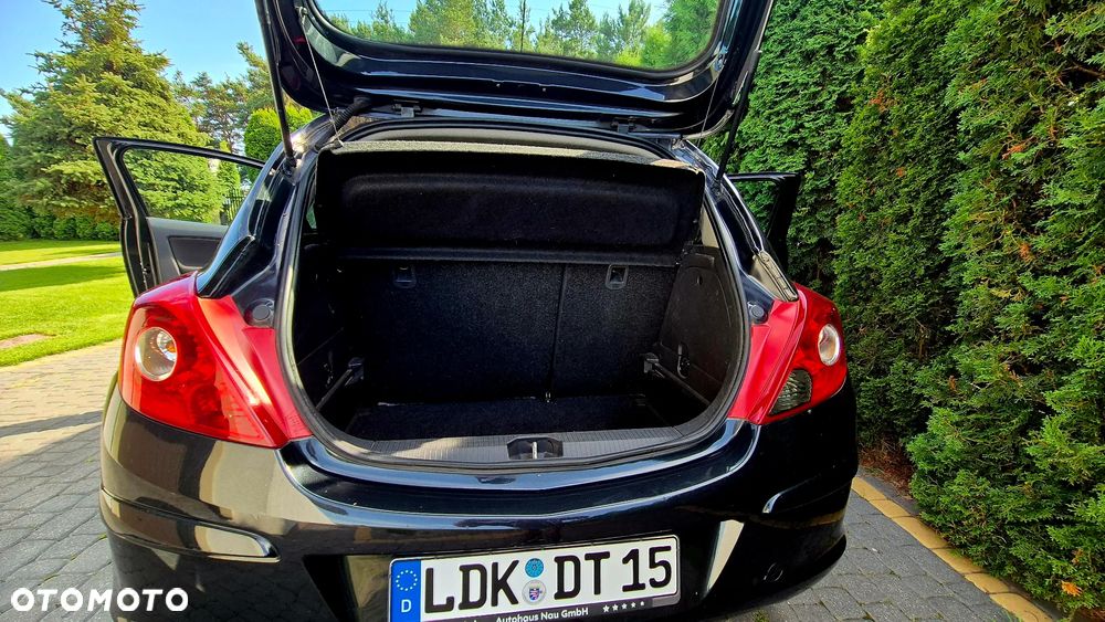 Opel Corsa 1.4 16V Energy - 24
