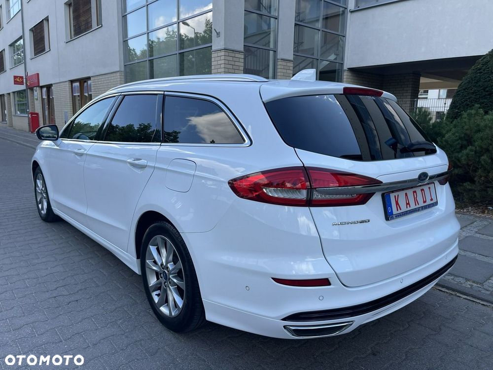 Ford Mondeo - 12