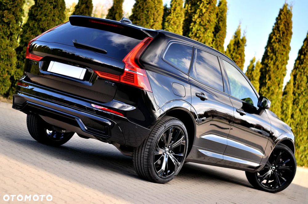 Volvo XC 60 B5 B AWD Plus Black Edition - 10