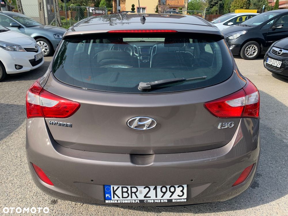 Hyundai i30 1.4 Classic - 12