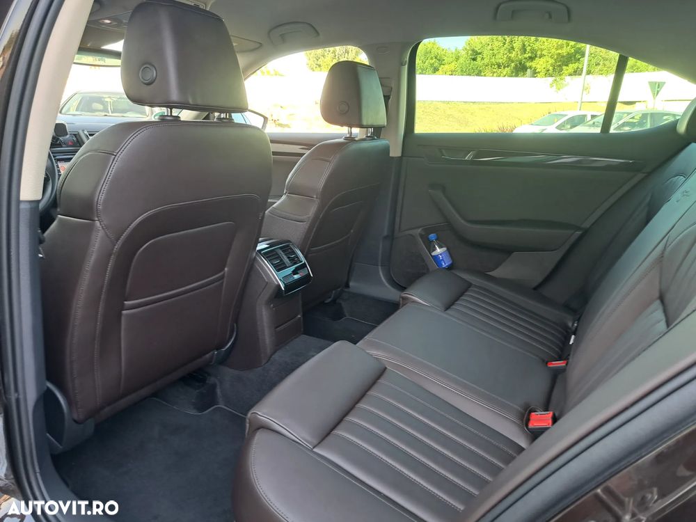 Skoda Superb 2.0 TDI DSG L&K - 14