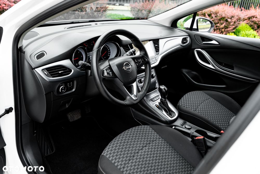 Opel Astra 1.6 D Automatik ON - 16