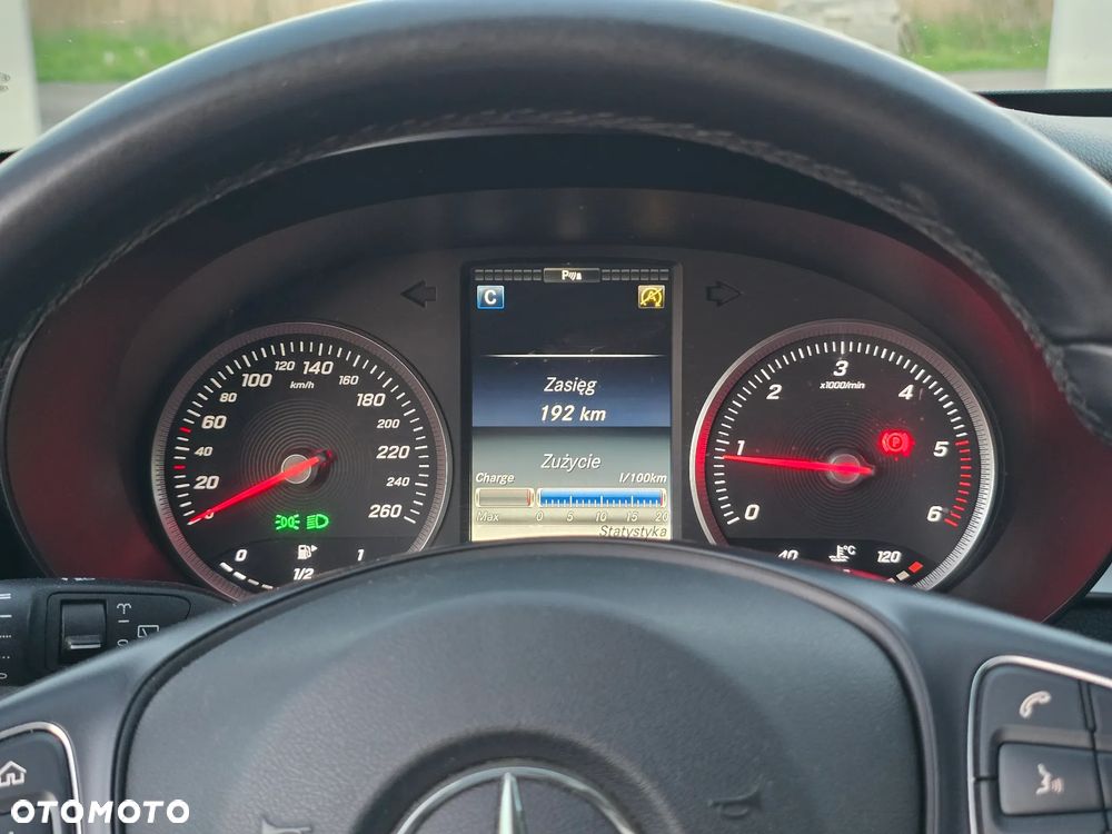 Mercedes-Benz Klasa C 180 (BlueTEC) d Avantgarde - 12