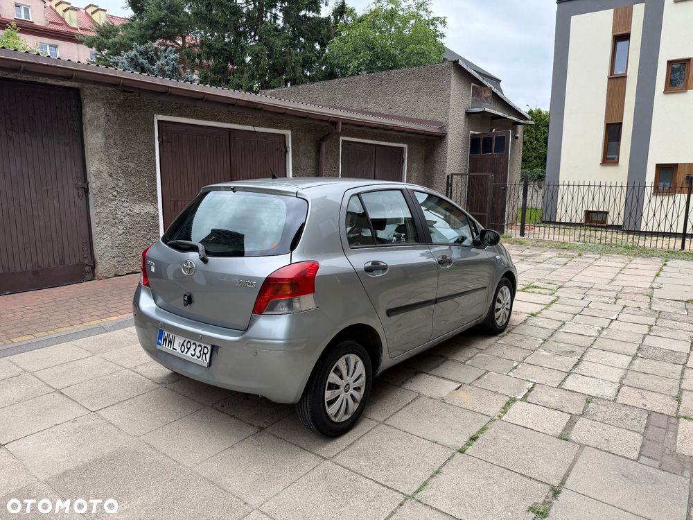 Toyota Yaris 1.0 Entry - 6