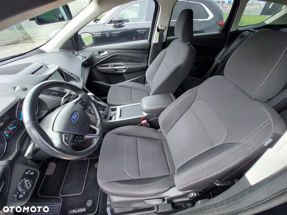 Ford Kuga 2.0 TDCi 2x4 Titanium - 9