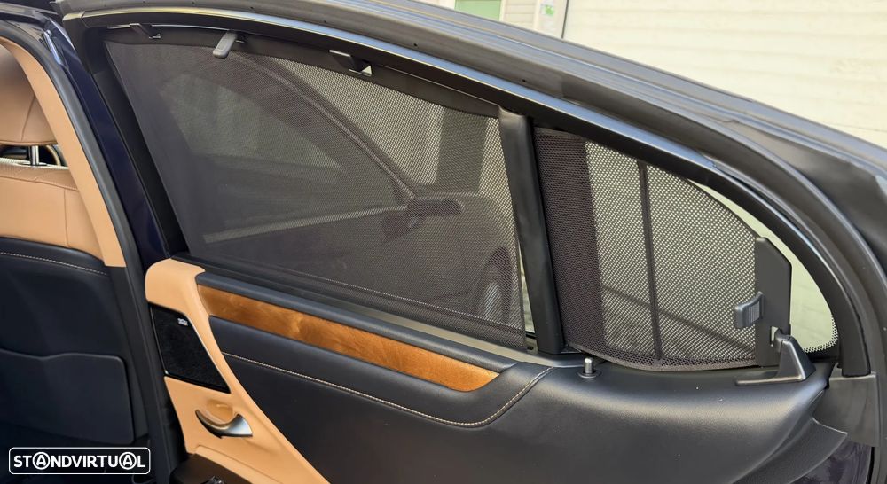 Lexus ES 300h Luxury+ - 32