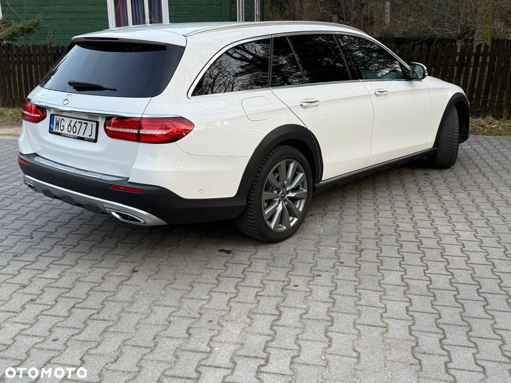 Mercedes-Benz Klasa E 220 d 4Matic 9G-TRONIC - 6
