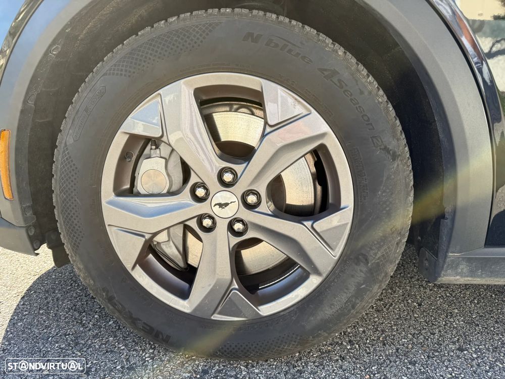 Ford Mustang Mach-E 75.7 kWh Base - 5