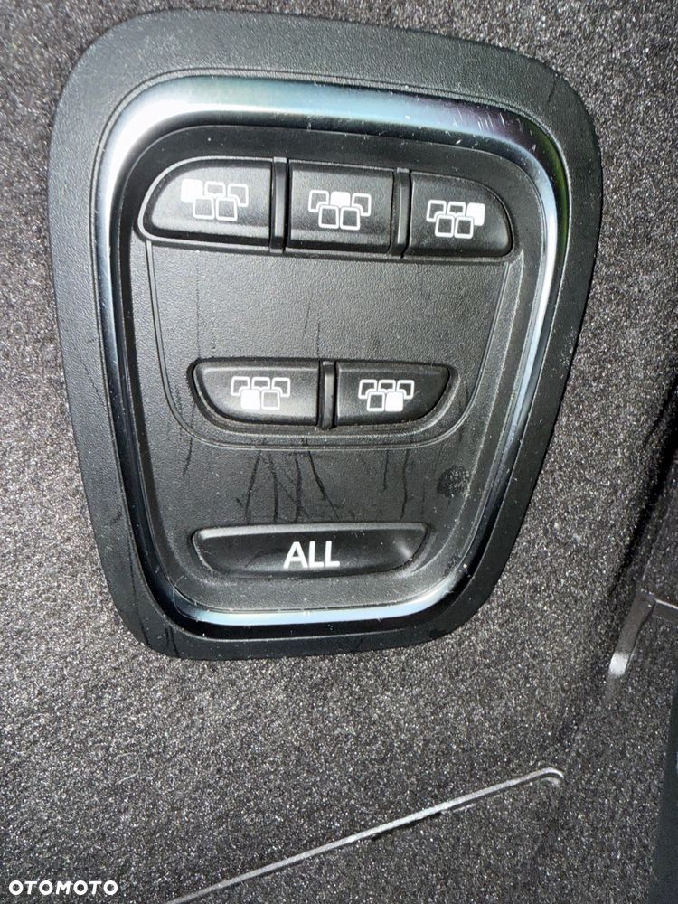 Renault Espace 1.6 dCi Energy Initiale Paris EDC 7os - 39