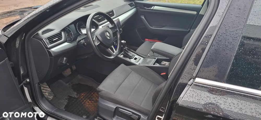 Skoda Superb 2.0 TDI Active DSG - 16