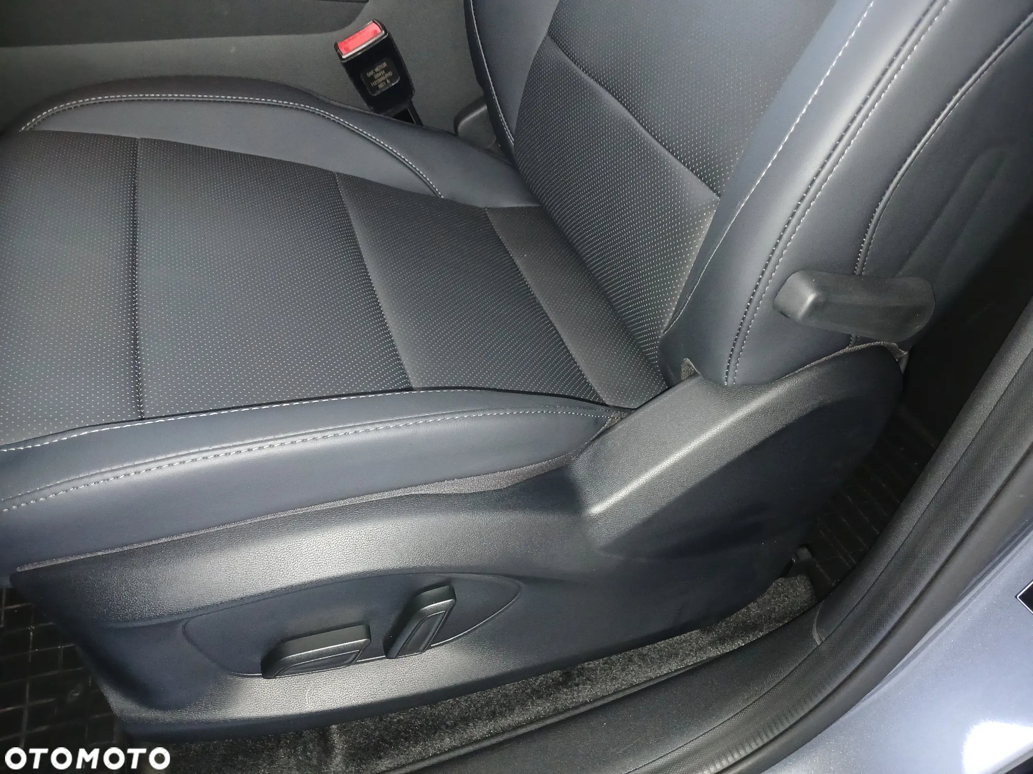 MG ZS Hybrid+ - 19