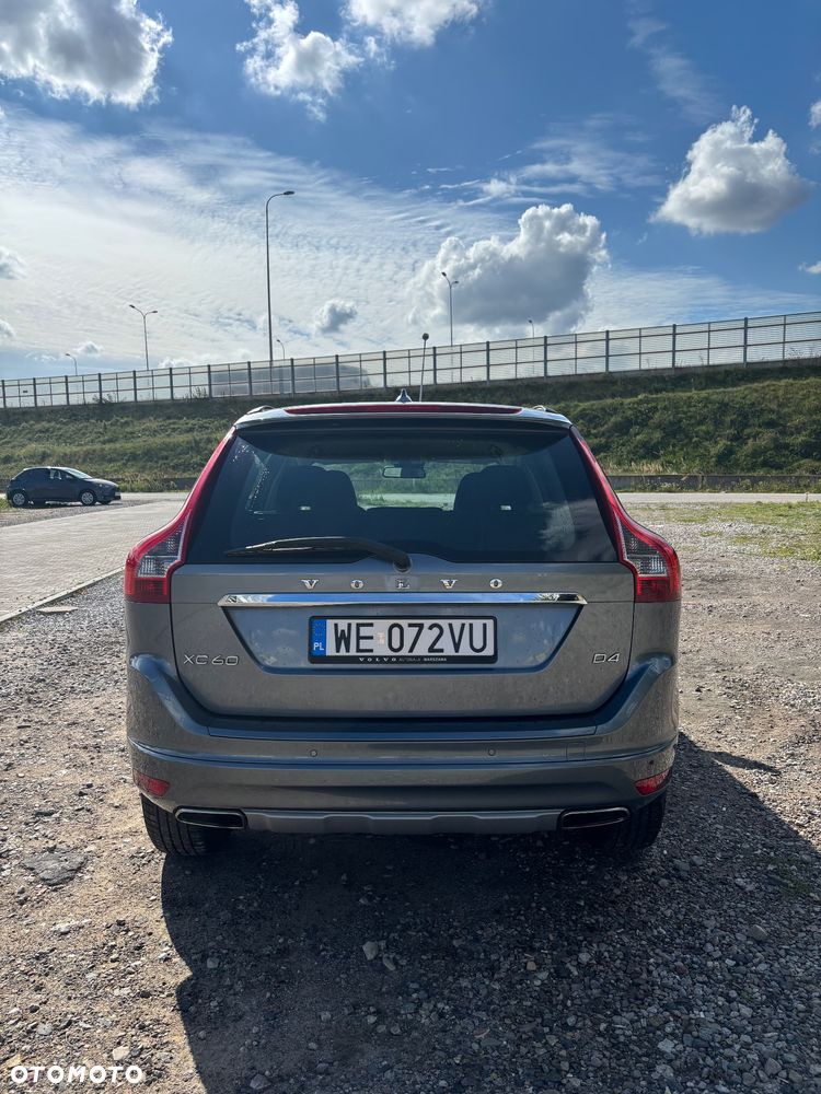Volvo XC 60 D4 Drive-E Momentum - 6