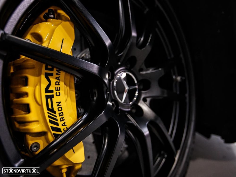 Mercedes-Benz AMG GT R - 14