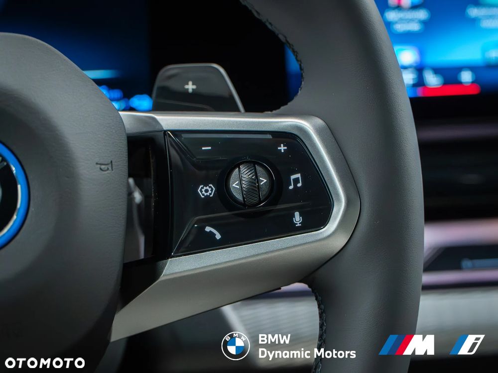 BMW Seria 5 530e xDrive - 28