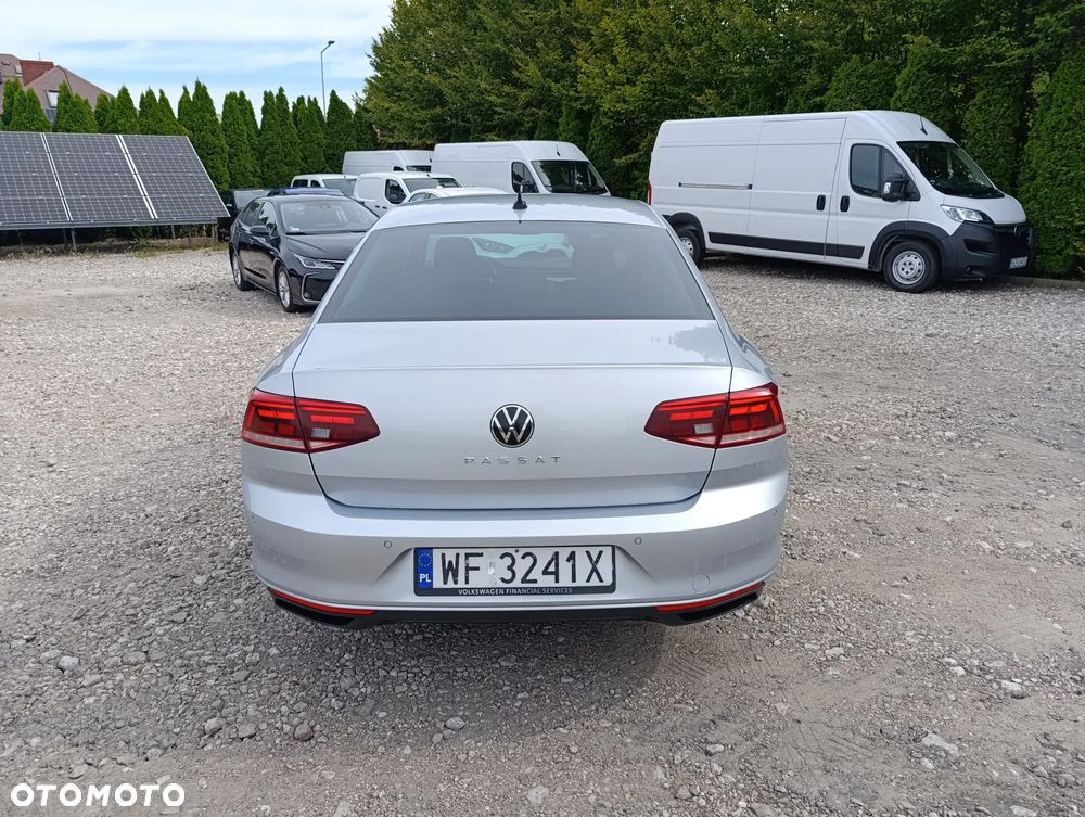 Volkswagen Passat 2.0 TDI EVO Business - 10