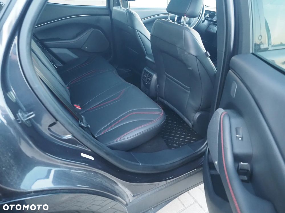 Ford Mustang Mach-E AWD PREMIUM - 16