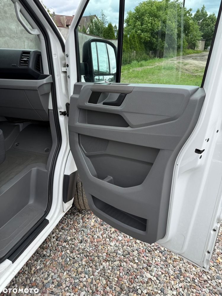 Volkswagen Crafter - 10