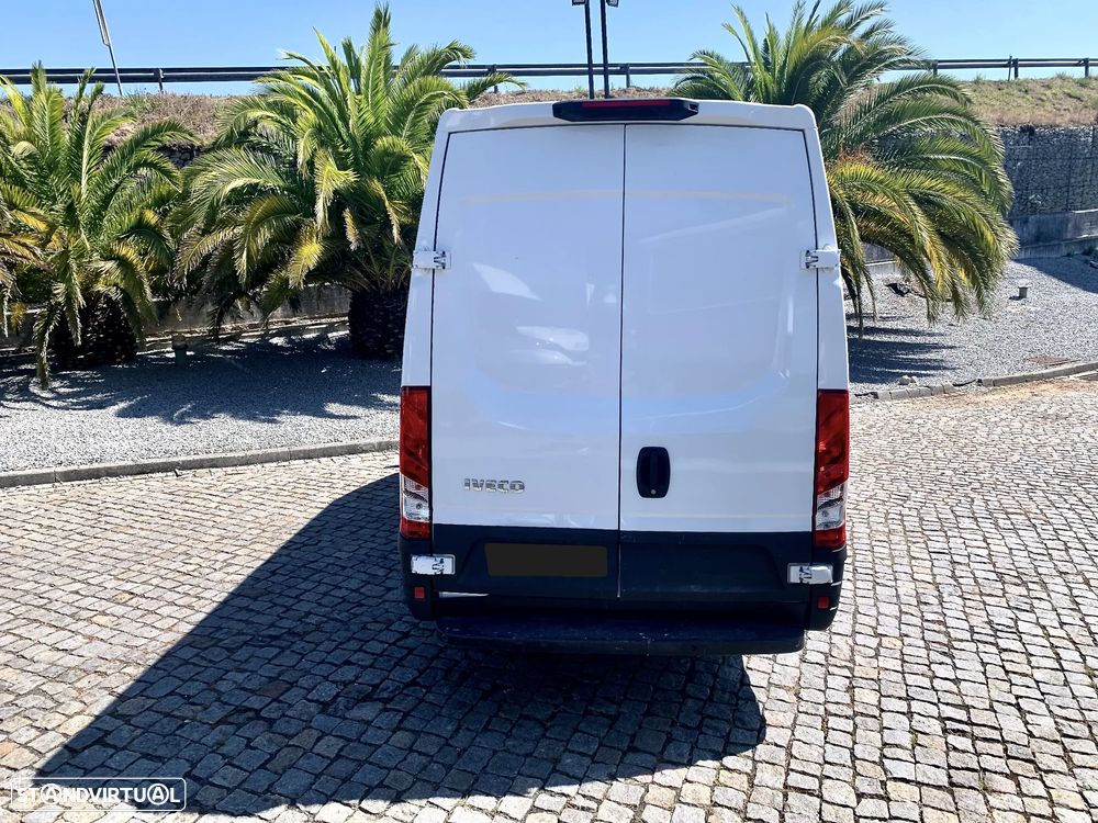 Iveco 35C16 12 M3 - 7