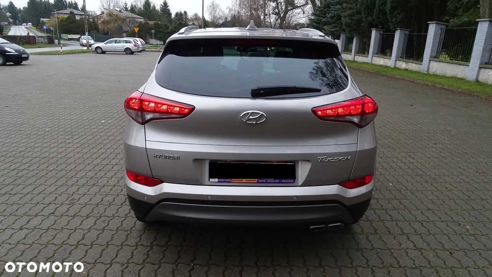 Hyundai Tucson 2.0 CRDI BlueDrive GO 2WD - 8