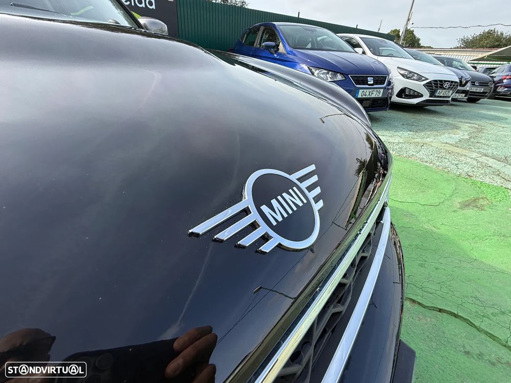 MINI Countryman Cooper SE ALL4 Auto - 14