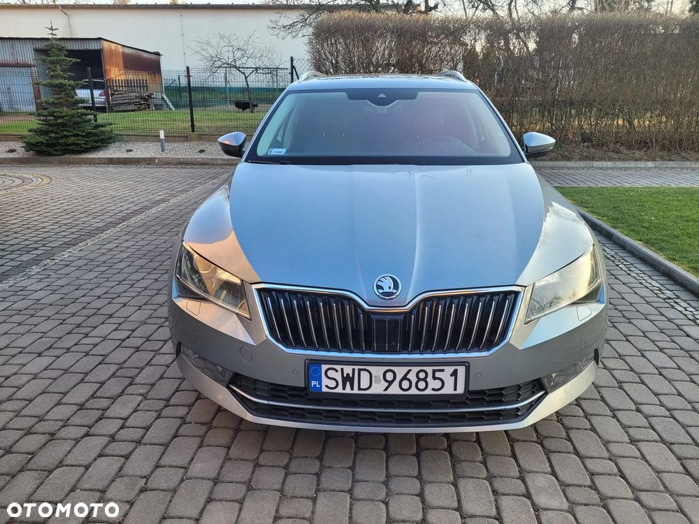 Skoda Superb 2.0 TDI Style - 3