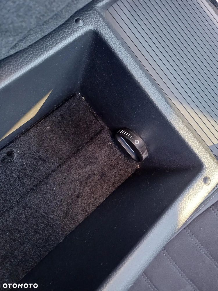 Skoda Superb 2.0 TSI 4x4 Scout DSG - 33