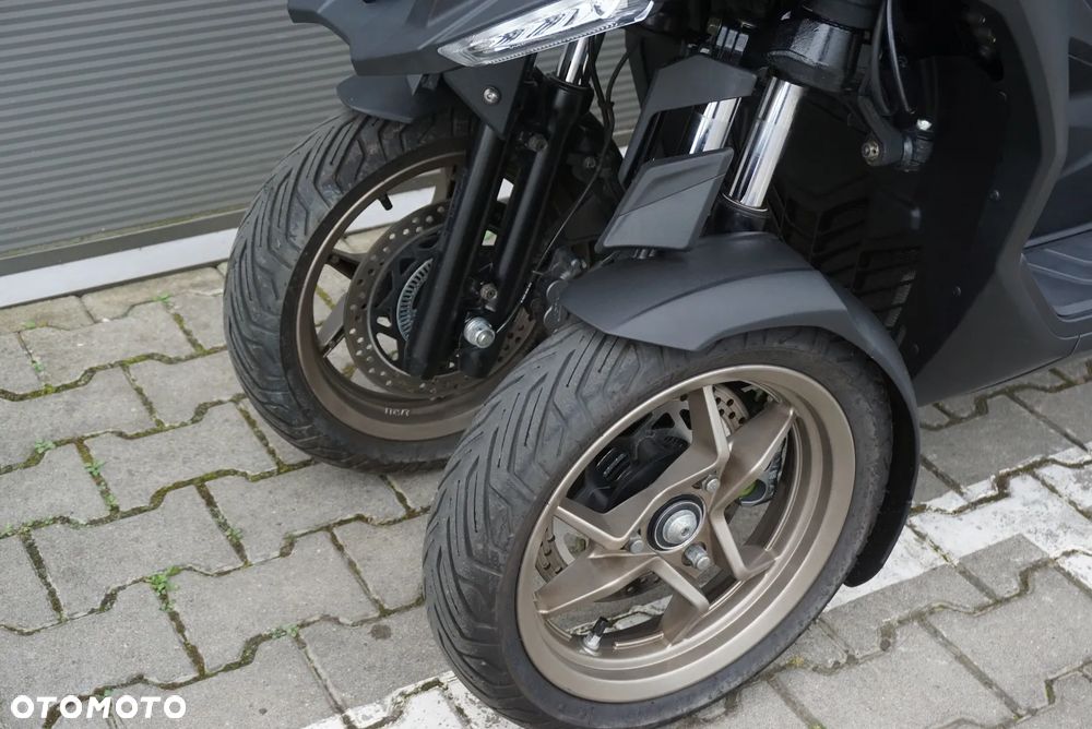 Kymco CV3 - 23