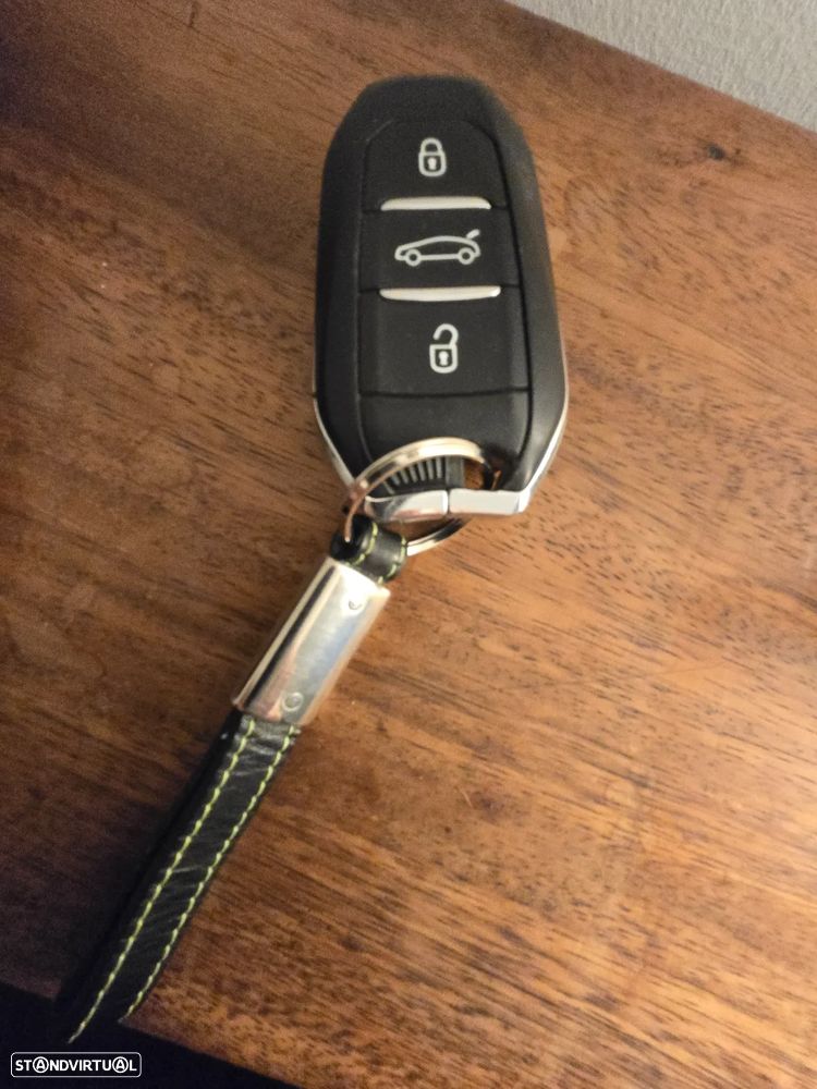 Peugeot 308 SW PureTech 130 GPF EAT8 Stop & Start Allure - 25