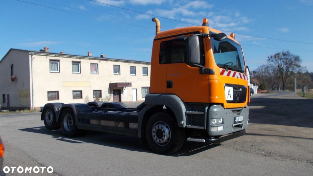 MAN TGS BECZKA ASENIZACJA, KRÓTKI ROZSTAW 410cm, EURO-5, 3-y OSIOWY, OŚ SKRĘTNA, 6x2 - 14