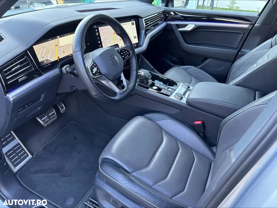 Volkswagen Touareg V6 TDI 4MOTION R-Line - 25