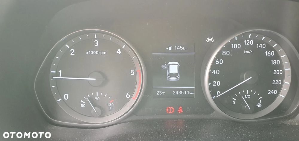 Hyundai i30 1.6 CRDi Classic + - 5