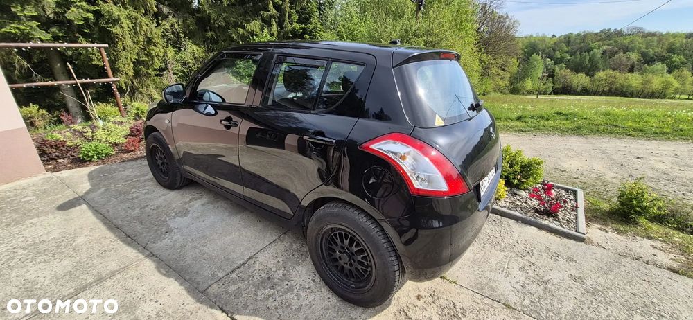 Suzuki Swift 1.2 4x4 Club - 3
