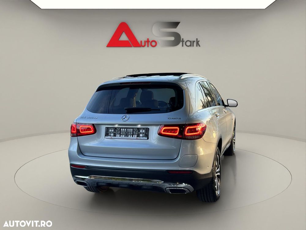 Mercedes-Benz GLC 300 de 4Matic 9G-TRONIC Exclusive - 11