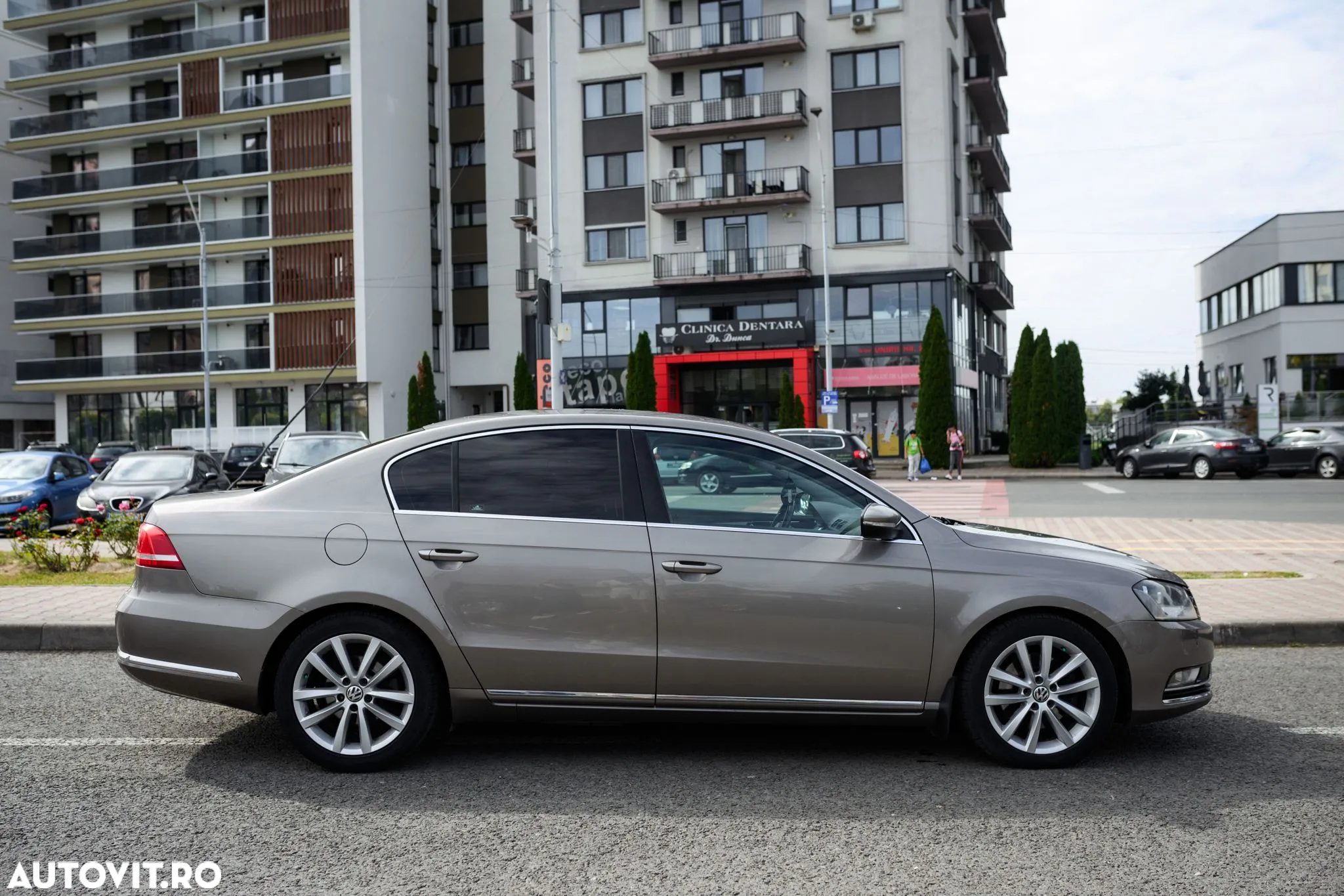 Volkswagen Passat 2.0 TDI BlueMotion Tehnology Comfortline - 7