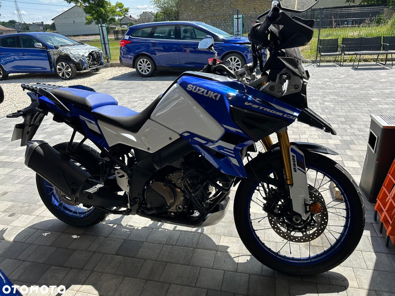 Suzuki DL - 9