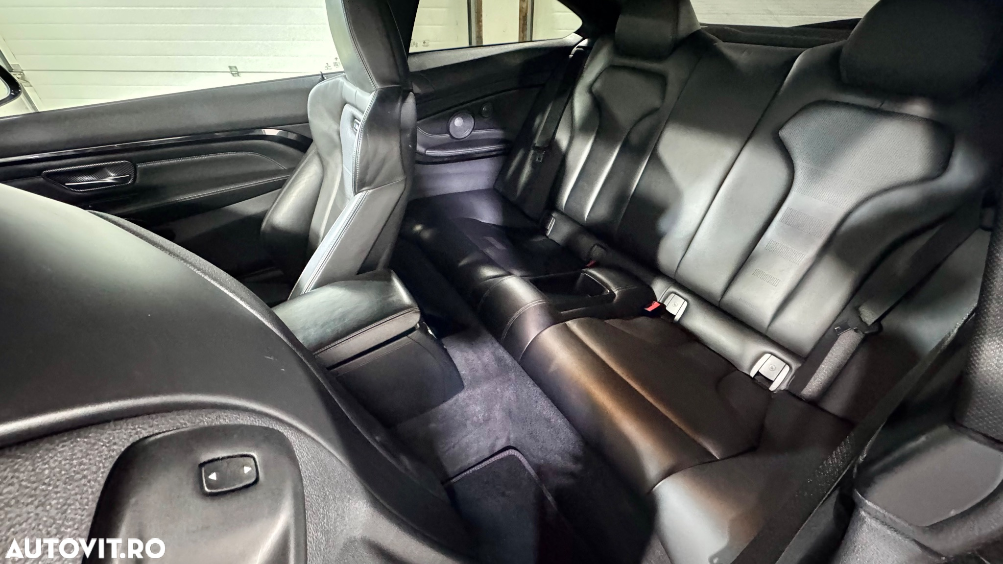 BMW M4 Coupe DKG - 23
