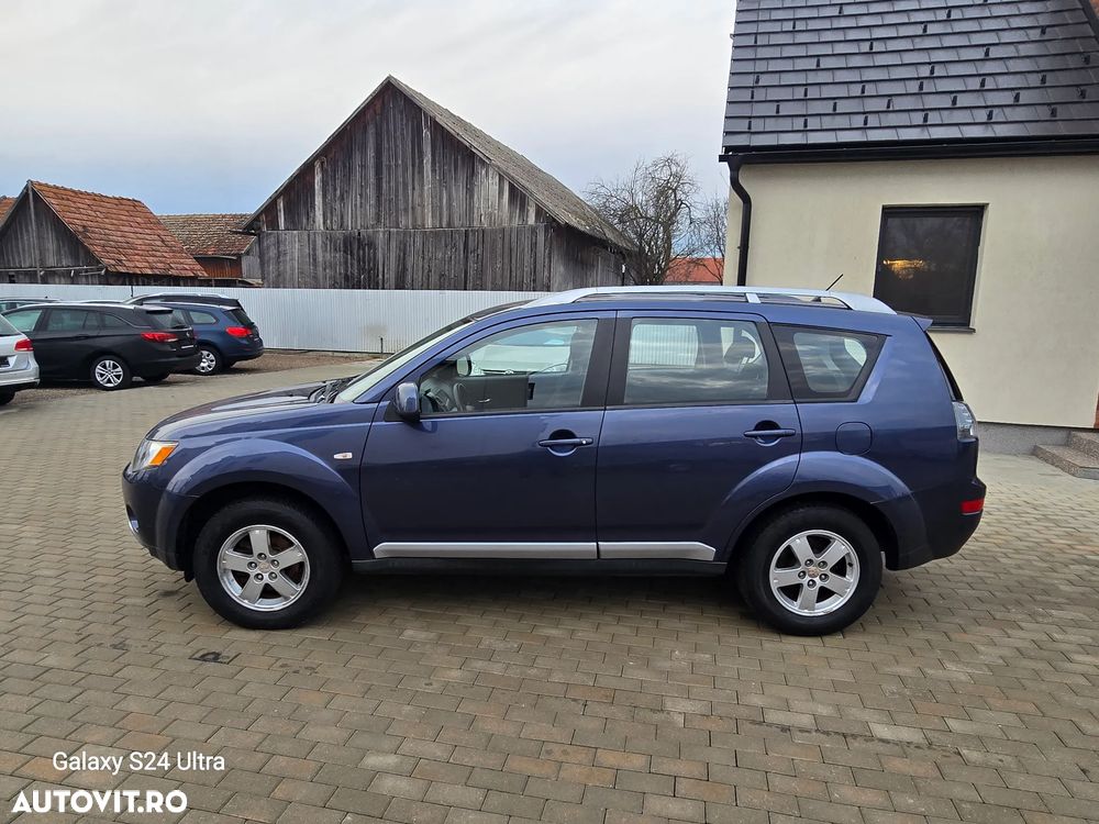 Mitsubishi Outlander 2.0 DI-D 4WD Intense - 15
