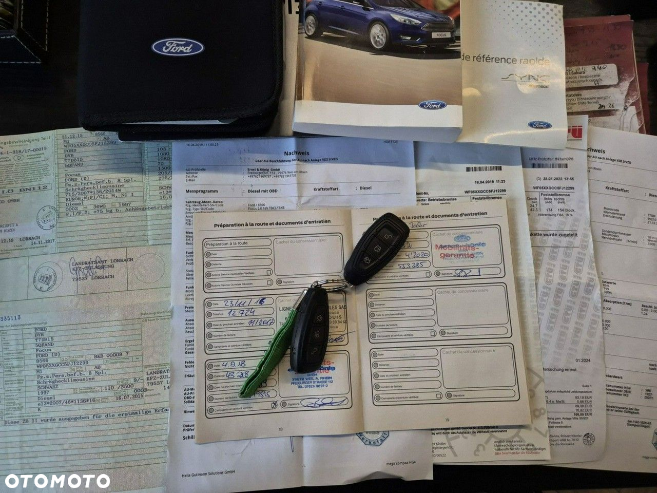 Ford Focus - 32
