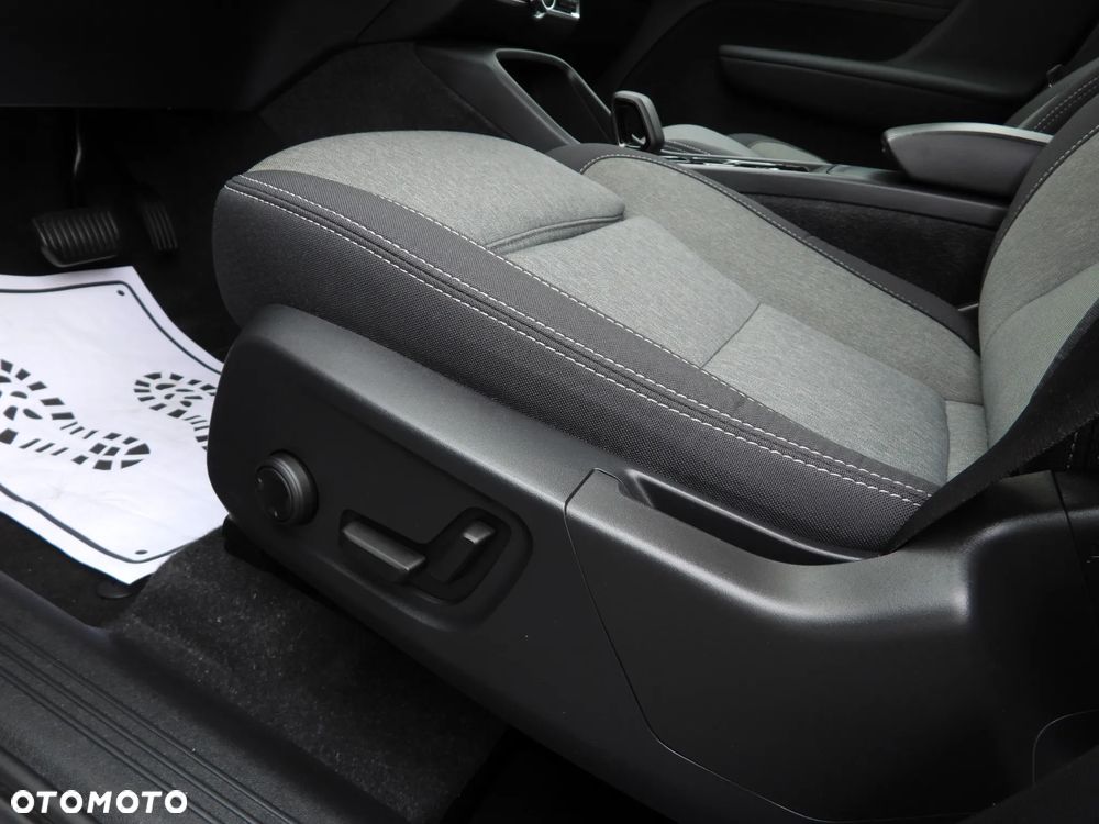 Volvo XC 40 B3 B DKG Plus Bright - 37
