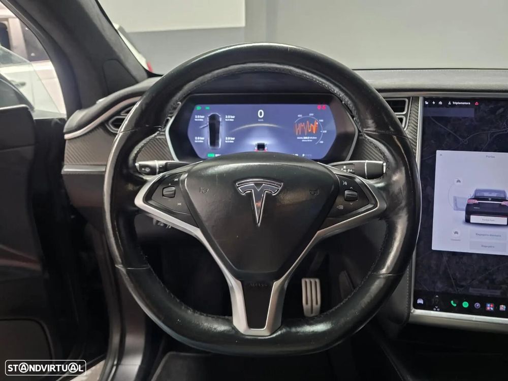 Tesla Model X P100D - 20