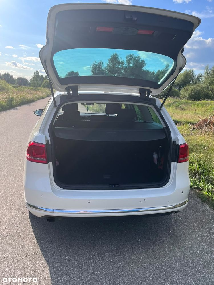 Volkswagen Passat 1.6 TDI Comfortline - 6