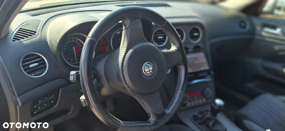 Alfa Romeo 159 Sportwagon ver-1-8mpi-impression - 16