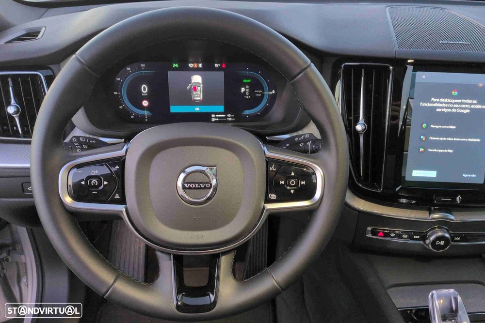 Volvo XC 60 2.0 T6 PHEV Plus Dark AWD - 10