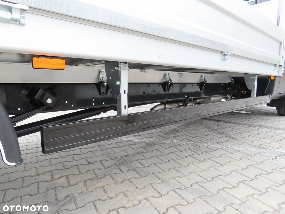 Iveco DAILY 50C18 Hi-Matic Skrzynia 6167 mm 12 Euro Palet WZMACNIANY Rozstaw Osi 4750 mm DMC 3500 KG Zabudowa RomCar Ładowność 840 Kg HAK 3500 Kg Pełna Opcja Wyposażenia Stan Auta Jak Nowy POLECAM - 22