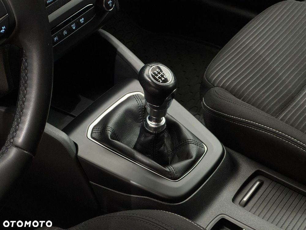 Ford Focus 1.0 EcoBoost Titanium - 9