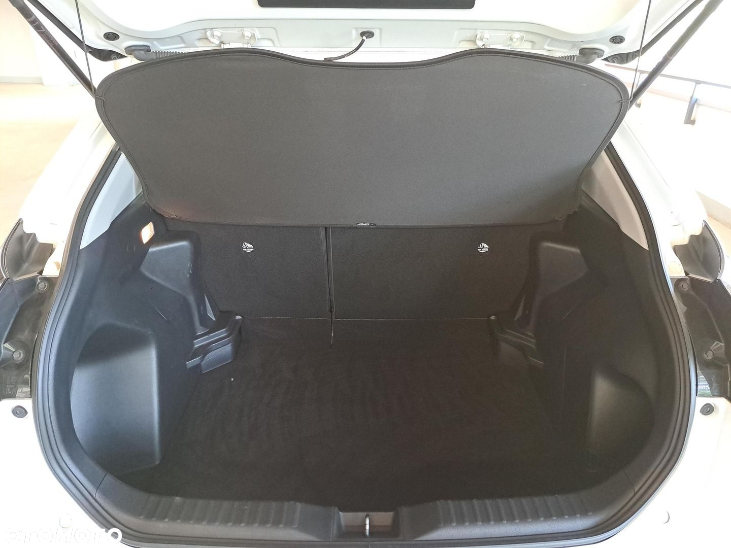 Toyota Yaris Cross - 12