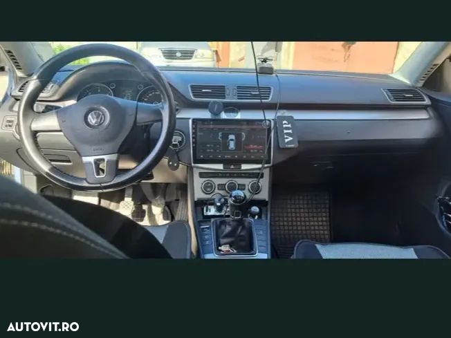 Volkswagen Passat 2.0 TDI DPF Blue TDI Comfortline - 4
