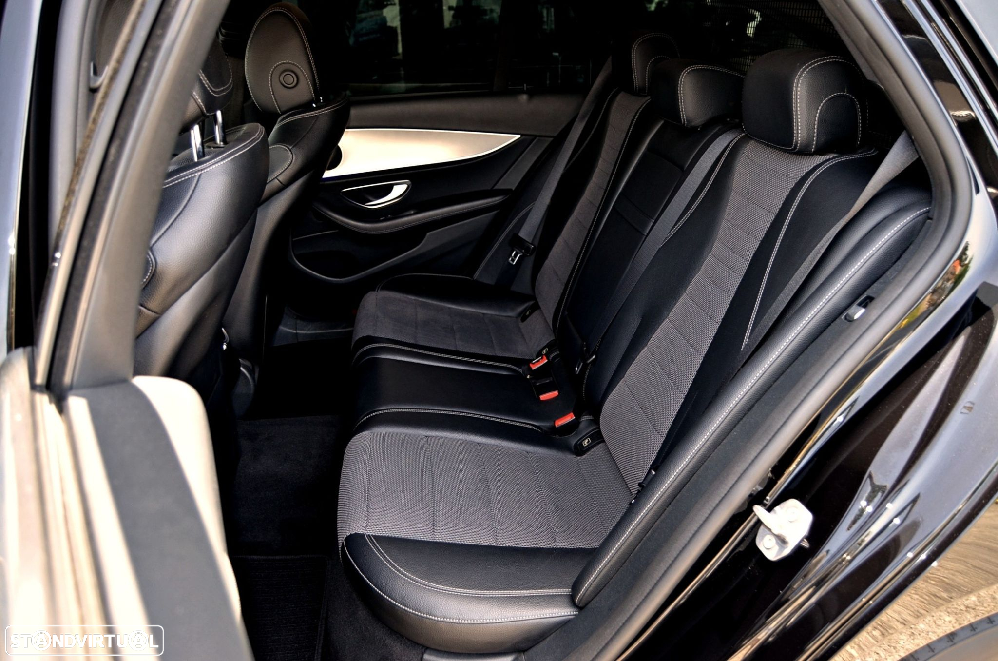 Mercedes-Benz E 220 d Avantgarde+ - 9