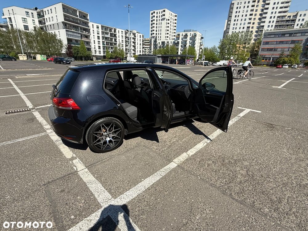 Volkswagen Golf 1.2 TSI BlueMot CityLine - 9