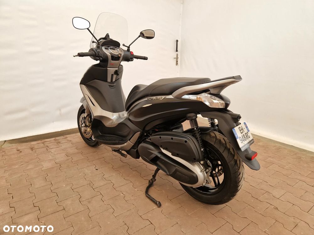 Piaggio Beverly - 6